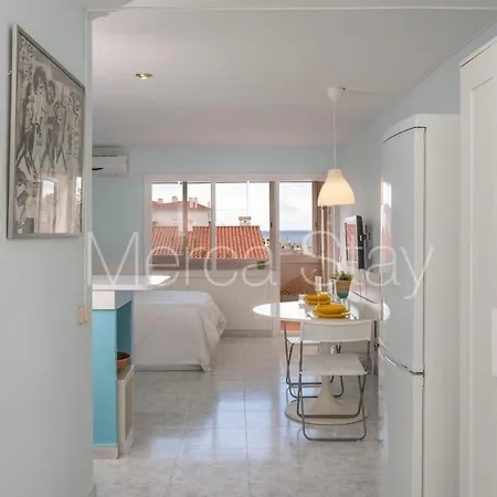 Beautiful With Pool & Sea Views Apartment Sitges